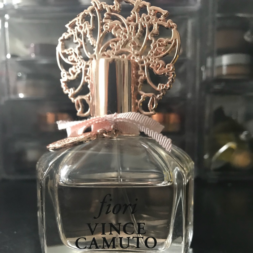 Vince Camuto 3.4 oz EDP.